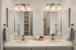 Double vanities & walk-in closet
